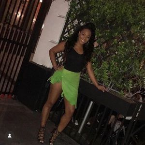 Burberry tie up scallop suede heels 38.5EU